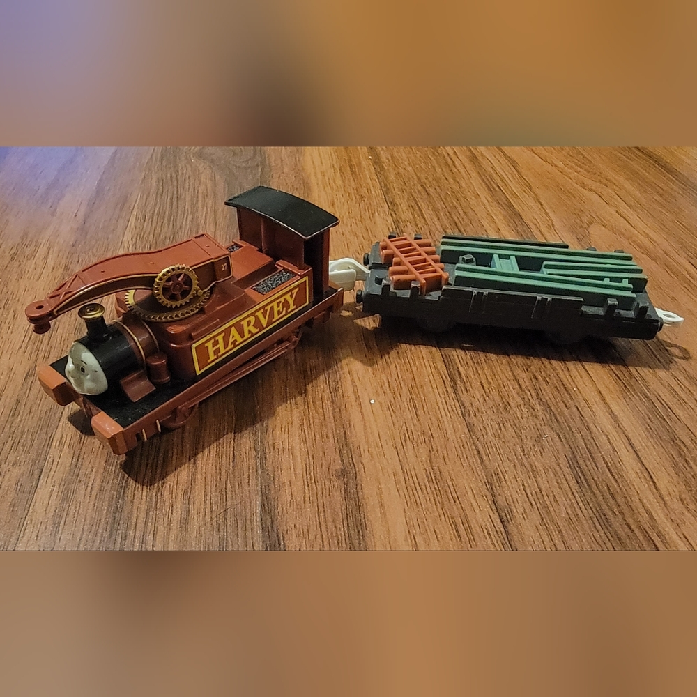 Thomas & Friends Trackmaster Harvey and Flatbed Car